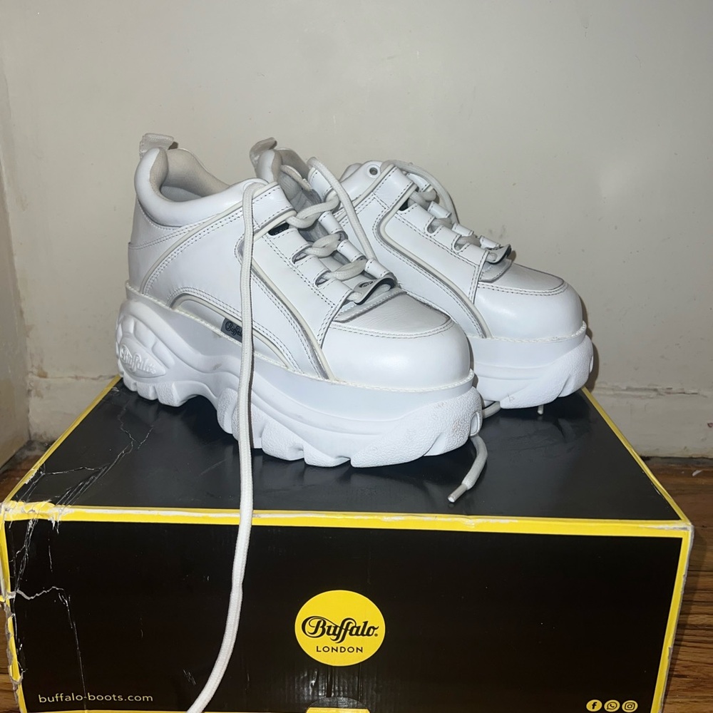 Buffalo London White Platform Sneakers